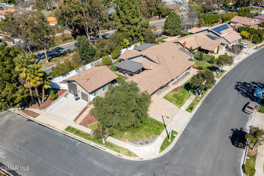 1911 Campbell Avenue