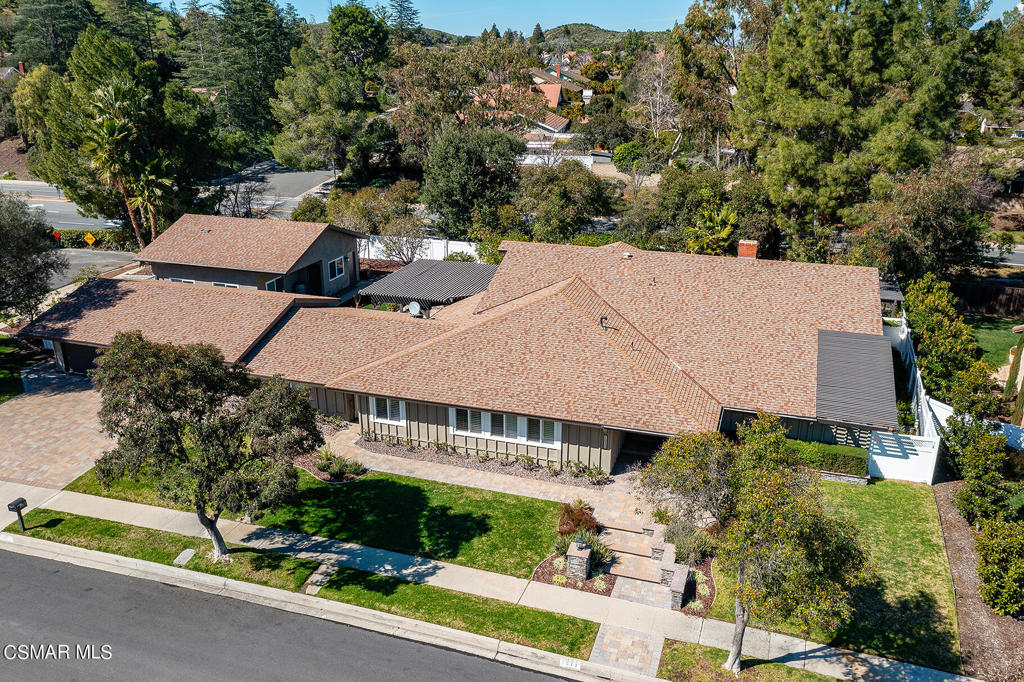 1911 Campbell Avenue