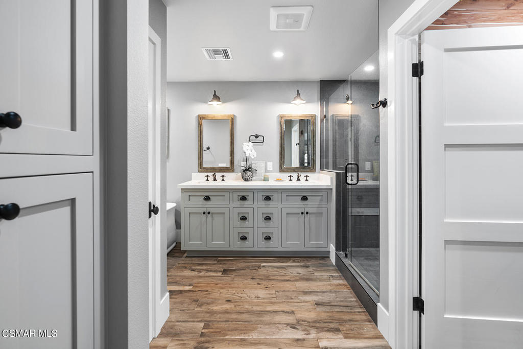 1911 Campbell Avenue