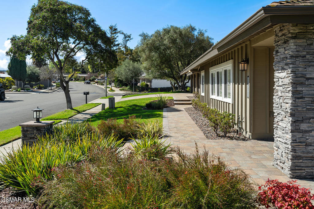 1911 Campbell Avenue