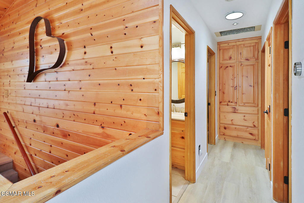 2216 Maplewood Way