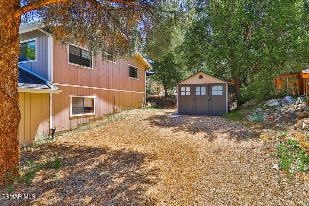 2216 Maplewood Way