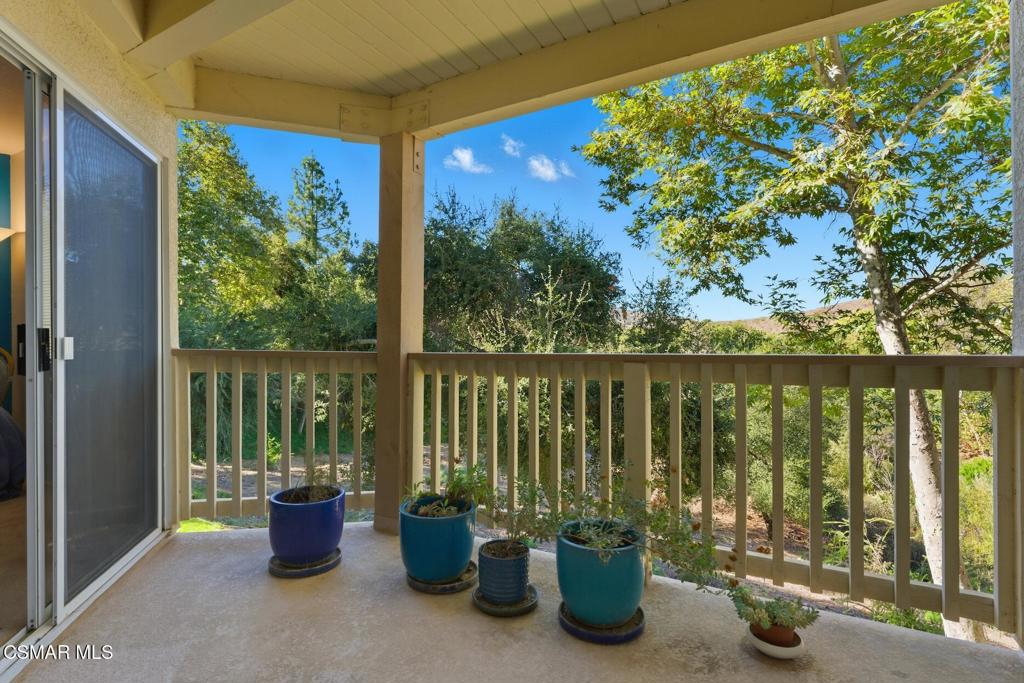 5744 Oak Bend Lane 208