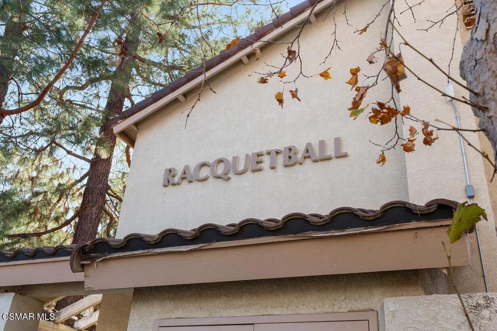 5744 Oak Bend Lane 208