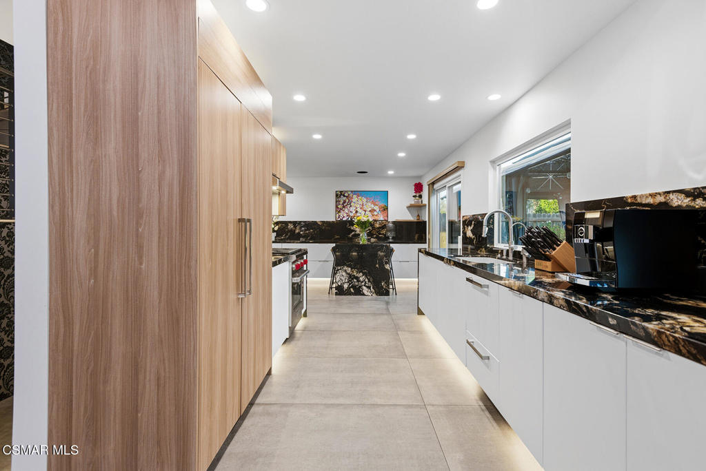 9998 Jamestown Street