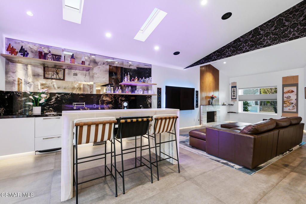 9998 Jamestown Street