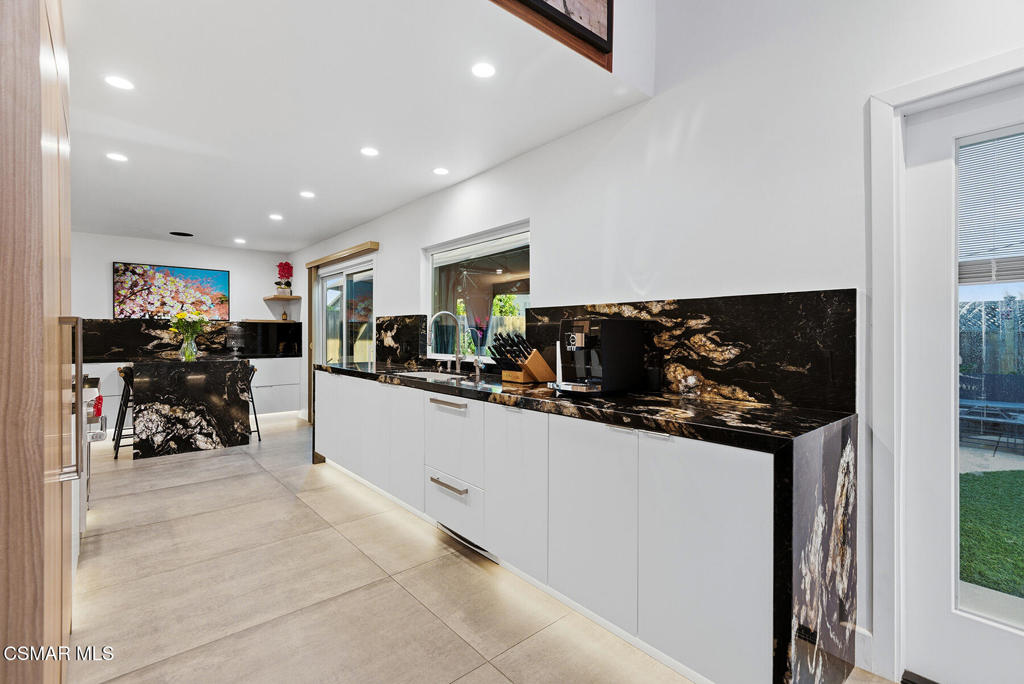 9998 Jamestown Street