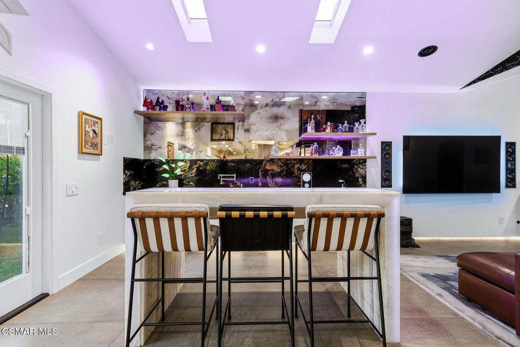 9998 Jamestown Street