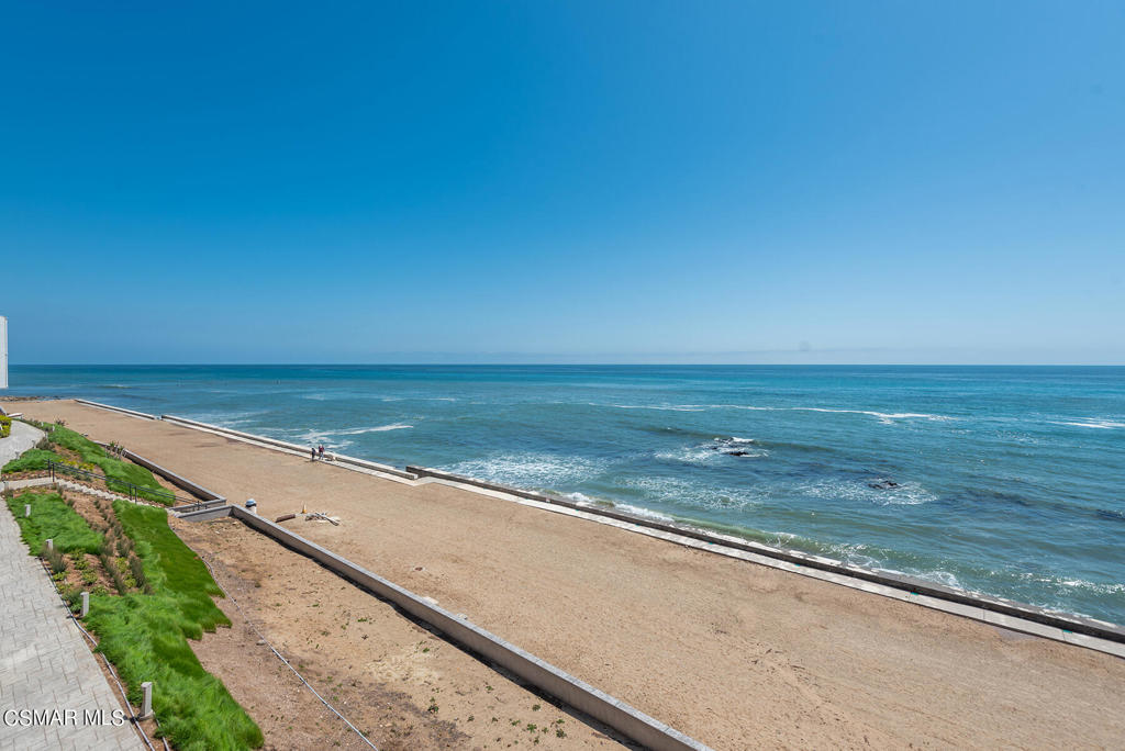 11844 Beach Club Way