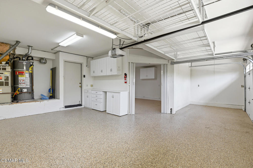 2280 Meadowside Drive