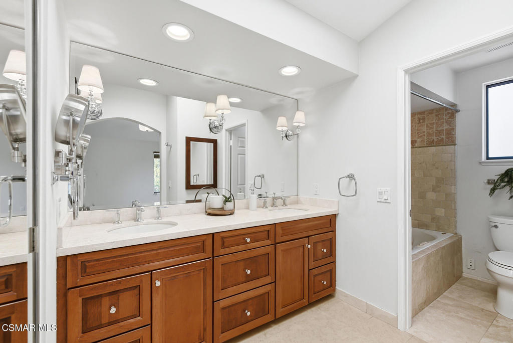 2280 Meadowside Drive