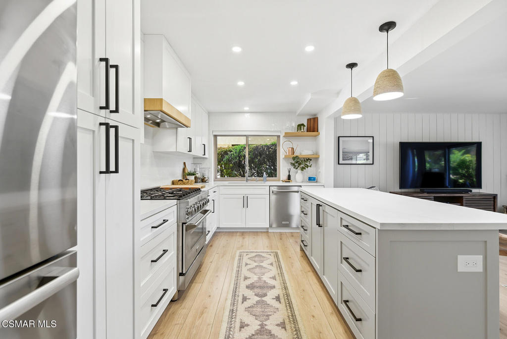 3922 Calle Del Sol