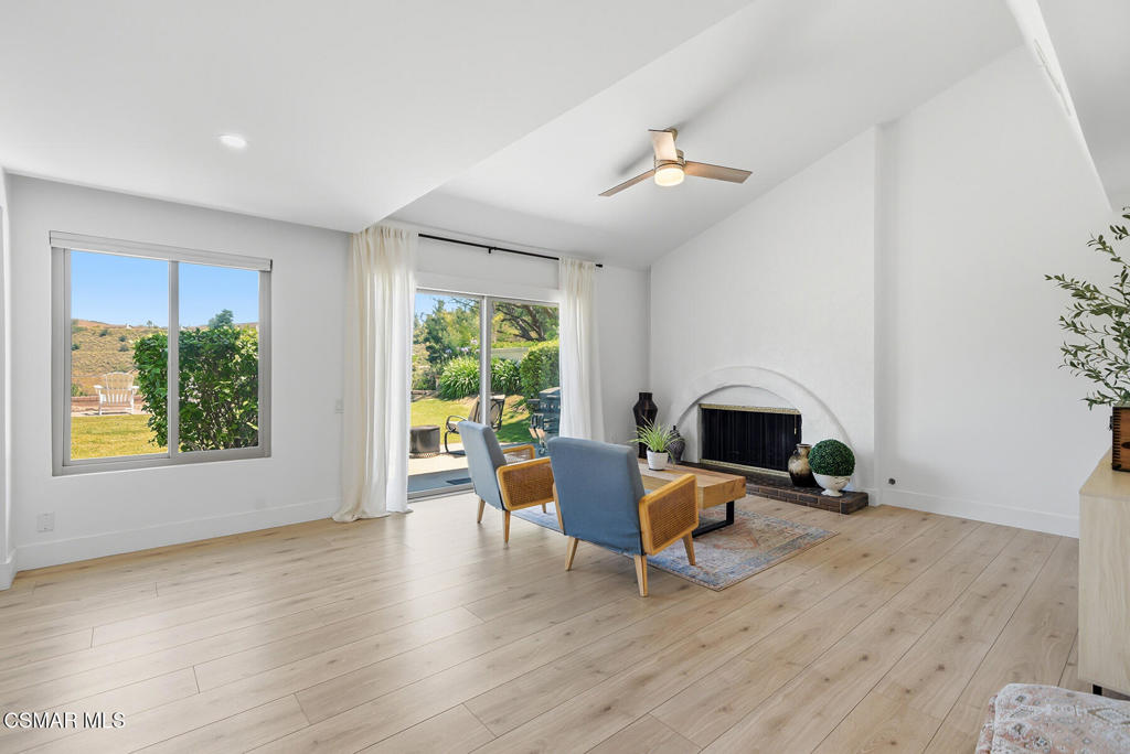 3922 Calle Del Sol