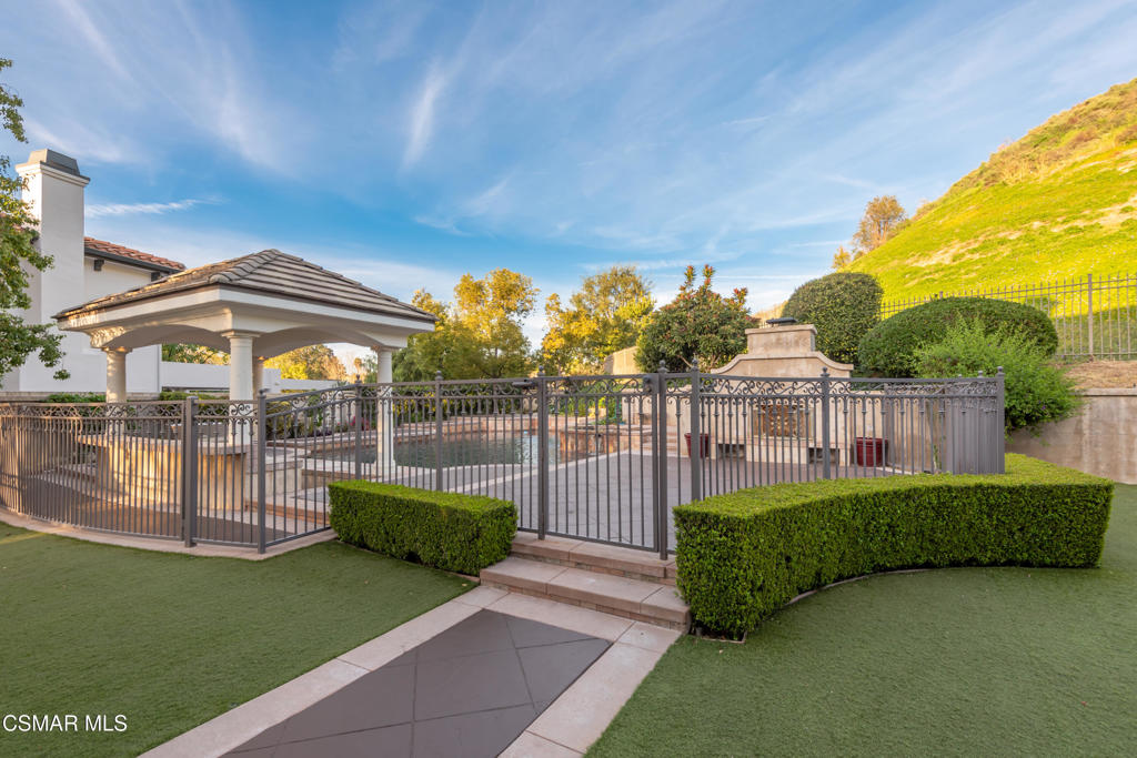 25301 Prado De Los Arboles