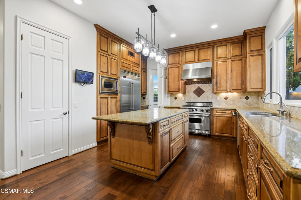 25301 Prado De Los Arboles