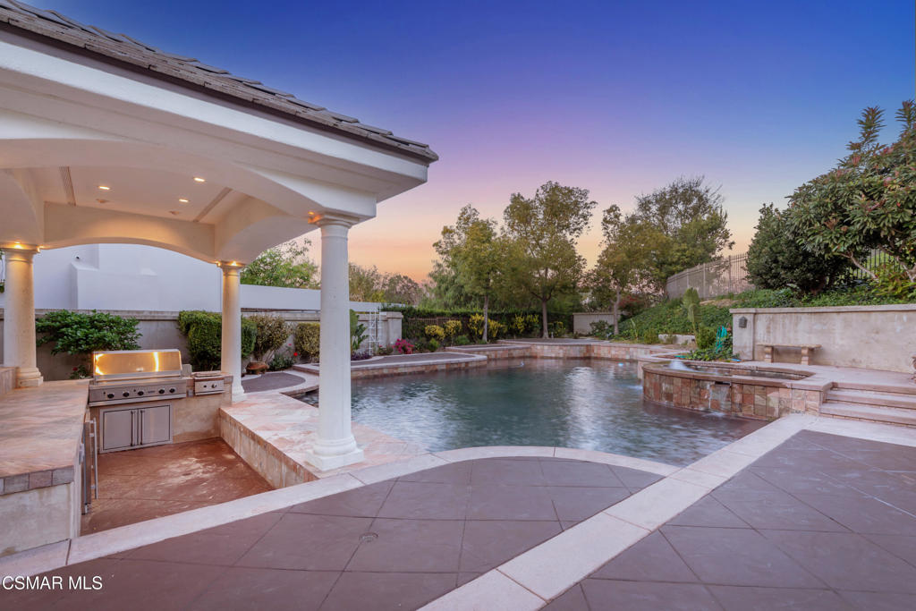 25301 Prado De Los Arboles