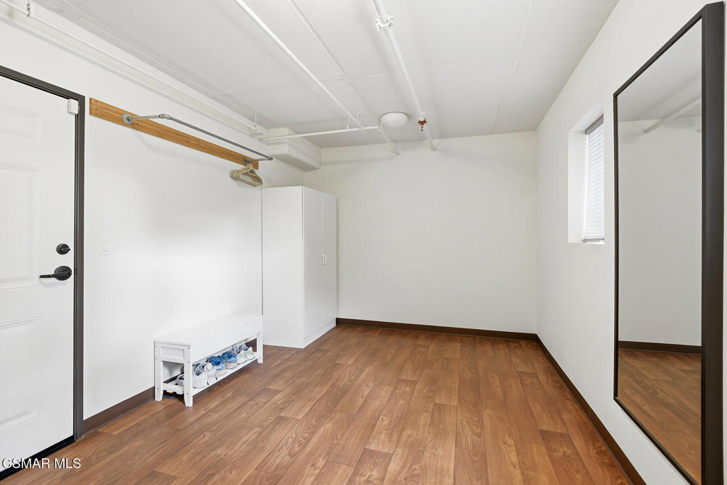 4541 Colfax Avenue 101