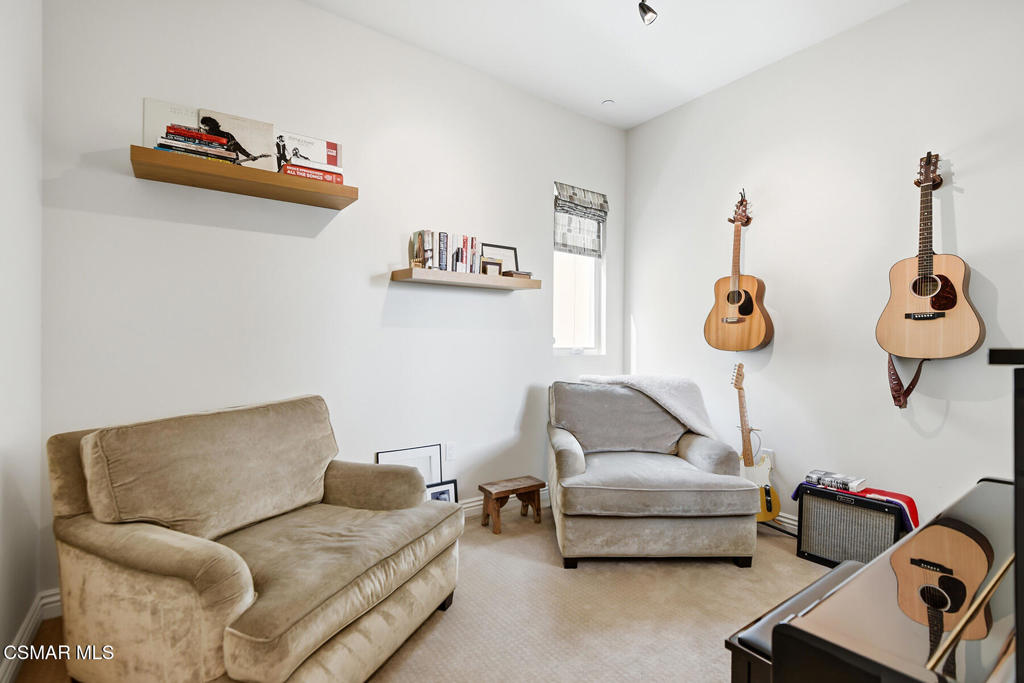 4541 Colfax Avenue 101