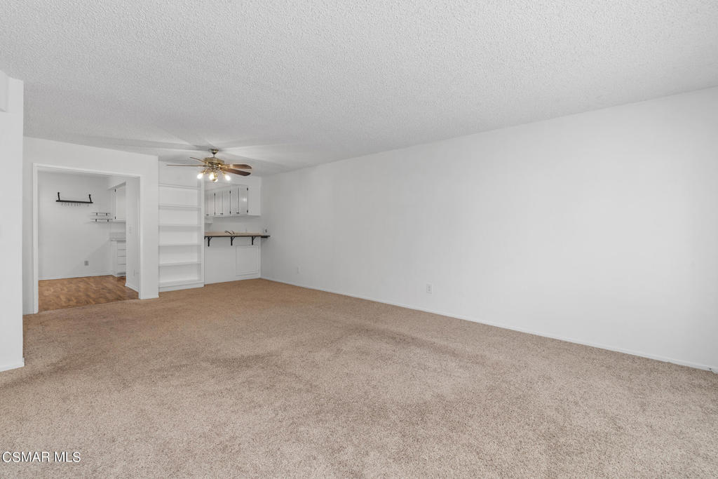 7137 Shoup Avenue 31