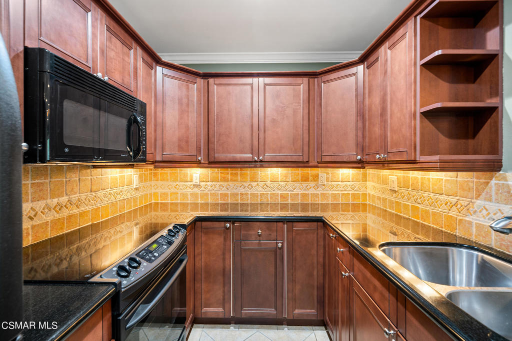 23663 Park Capri 144