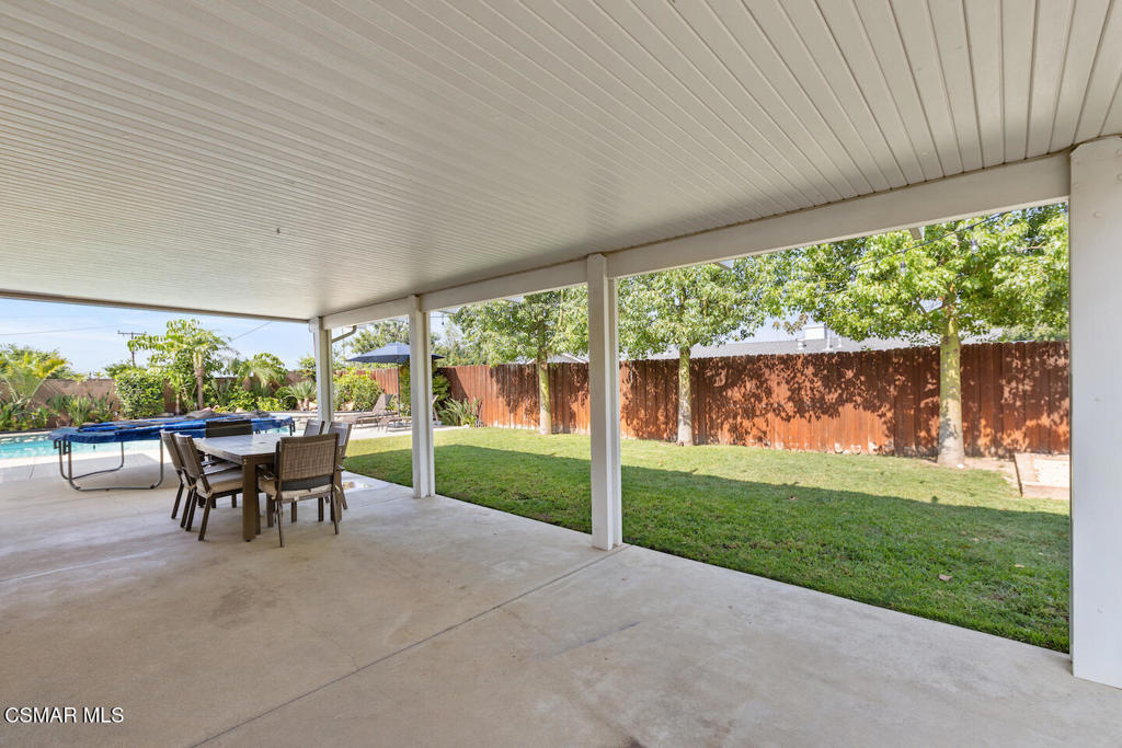 3339 Bryan Avenue