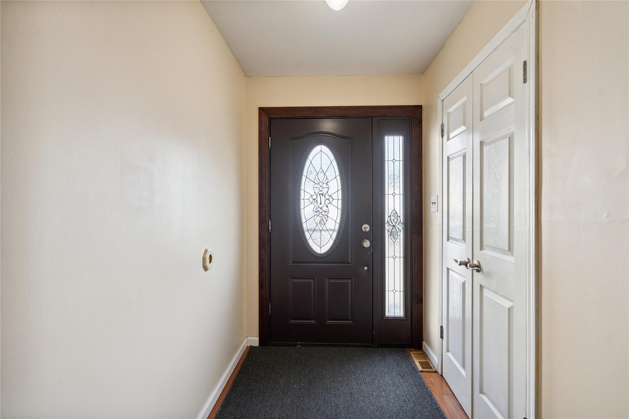 88 E Valley Stream Boulevard Unit: 7