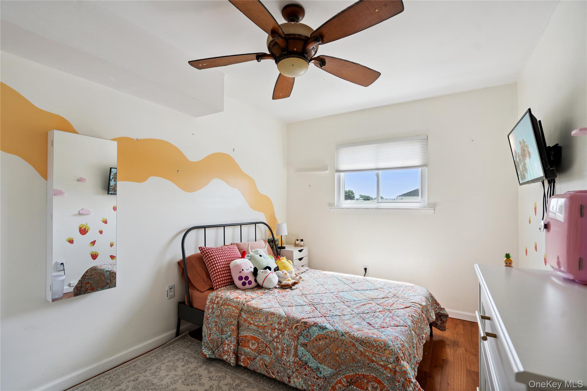 88 E Valley Stream Boulevard Unit: 7