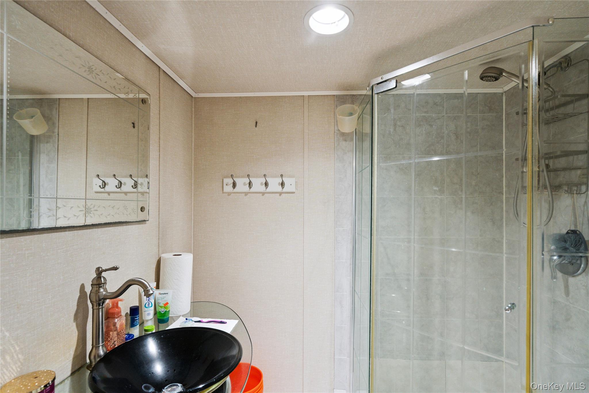 88 E Valley Stream Boulevard Unit: 7