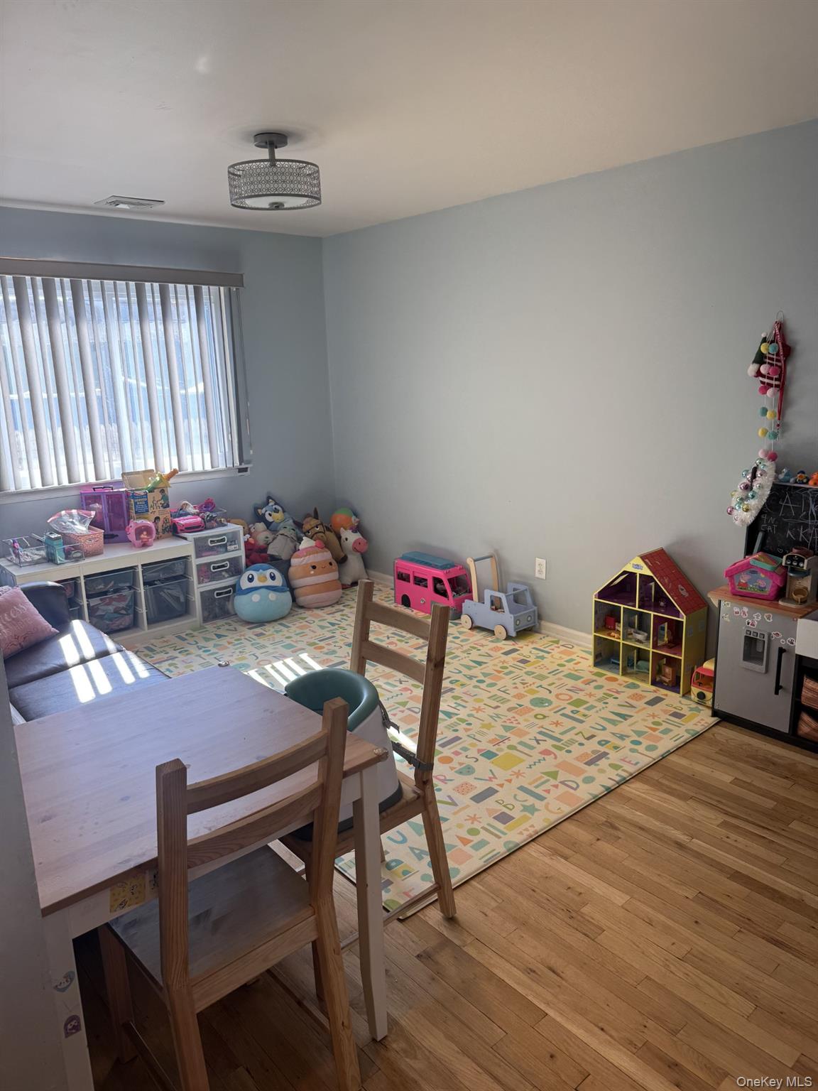 88 E Valley Stream Boulevard Unit: 9