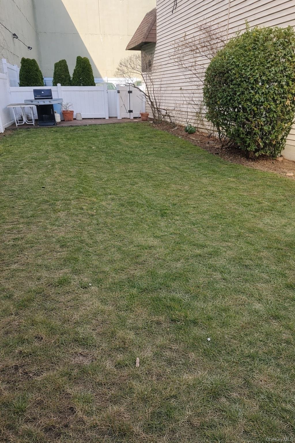 88 E Valley Stream Boulevard Unit: 9