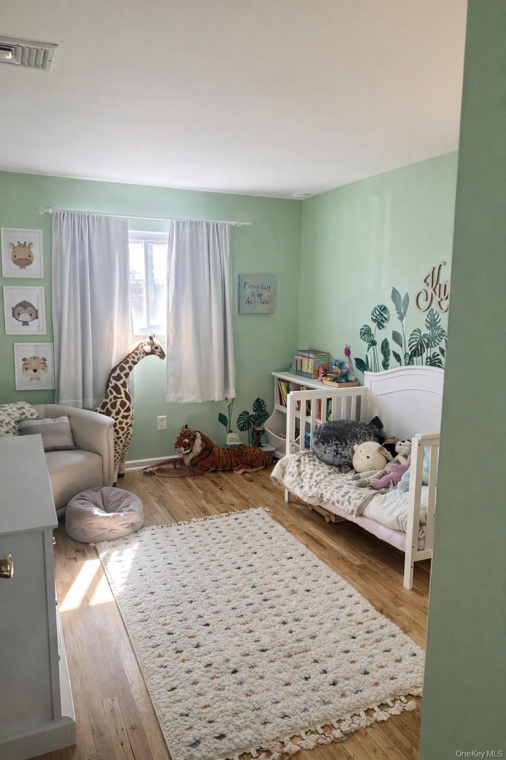 88 E Valley Stream Boulevard Unit: 9