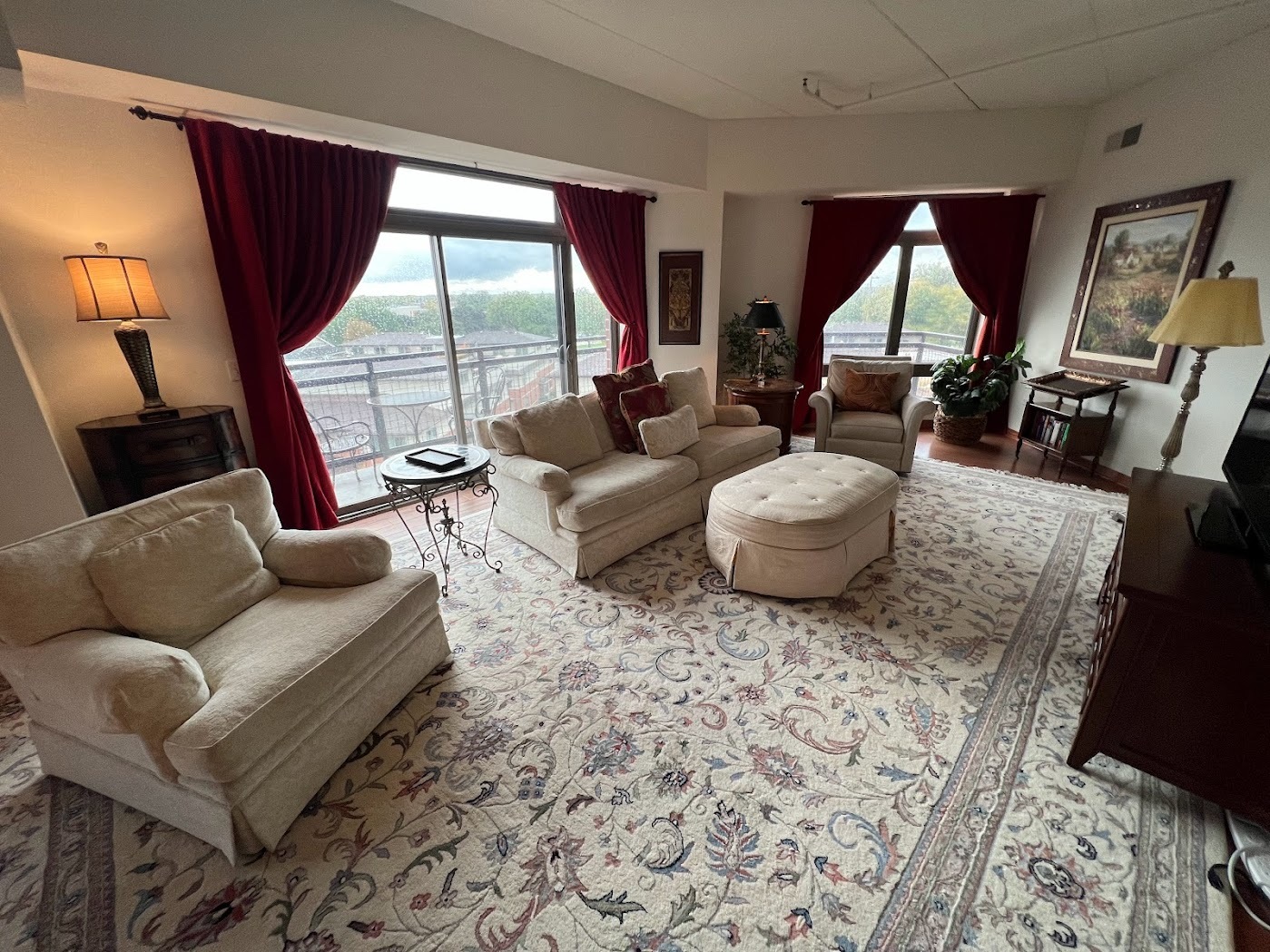 170 N Northwest Highway Unit: 408