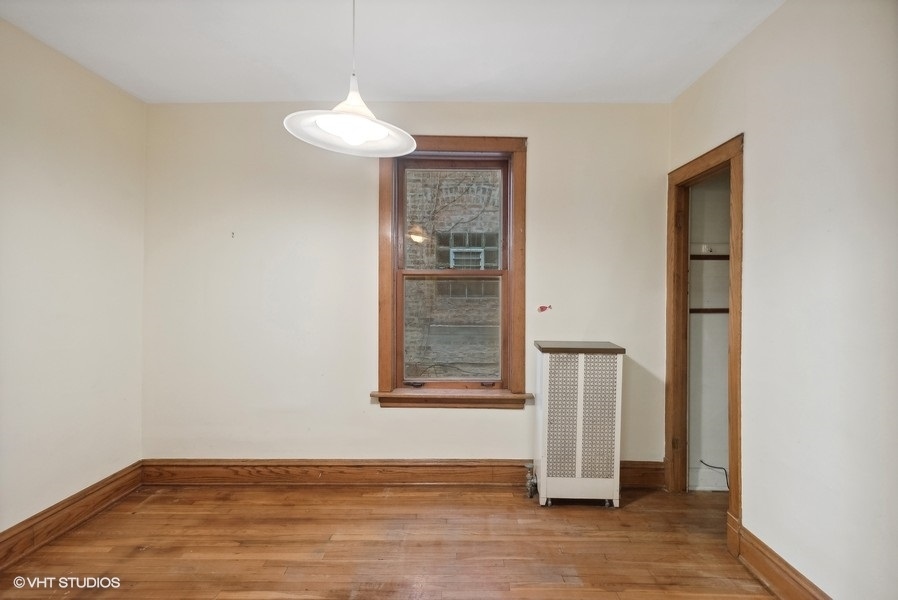 3017 W Eastwood Avenue