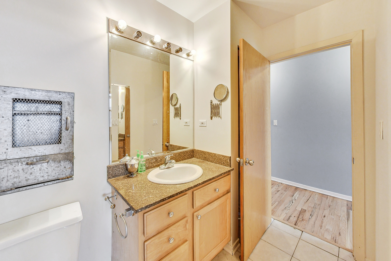 2310 S Canal Street S Unit: 403