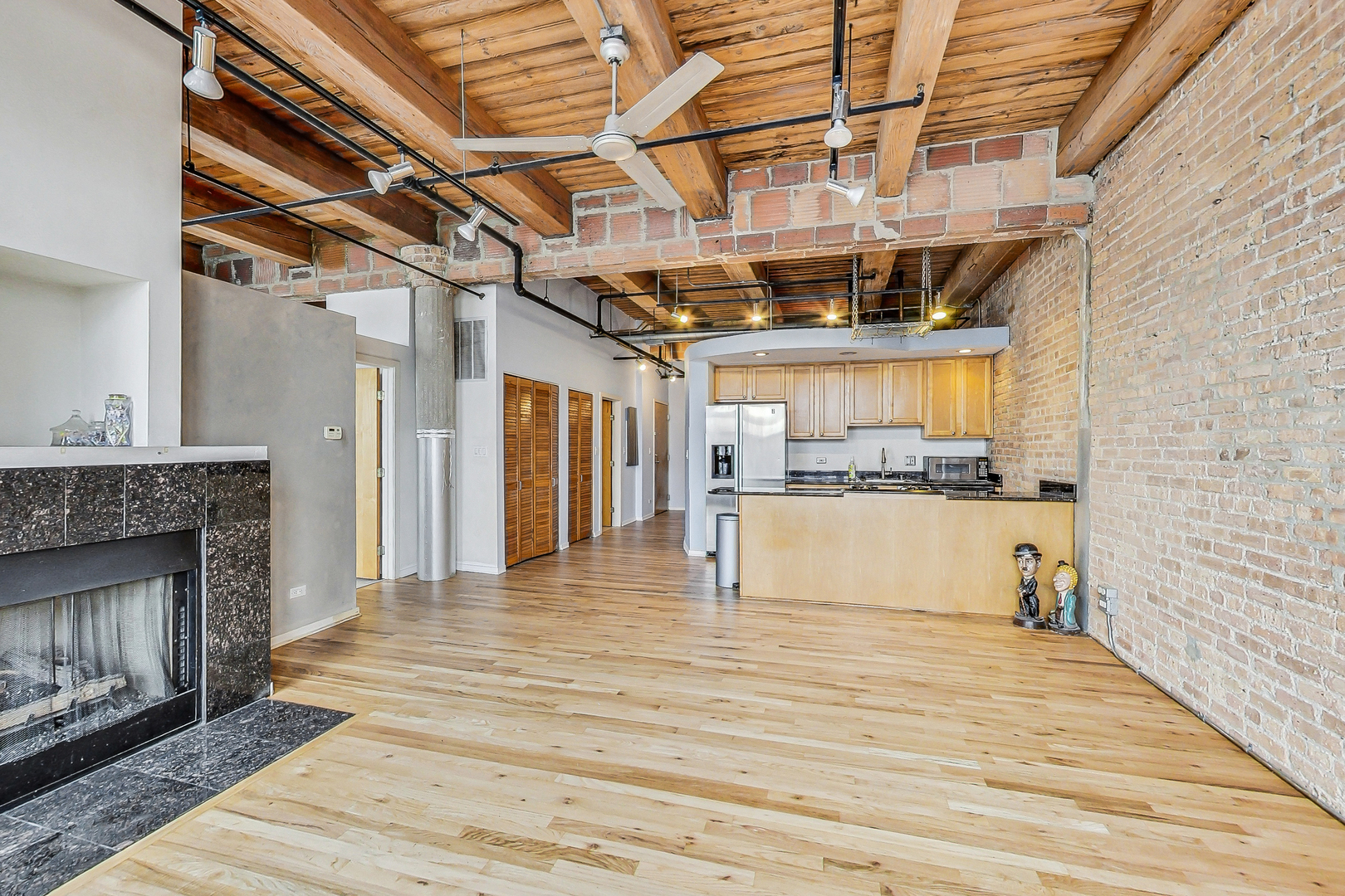 2310 S Canal Street S Unit: 403