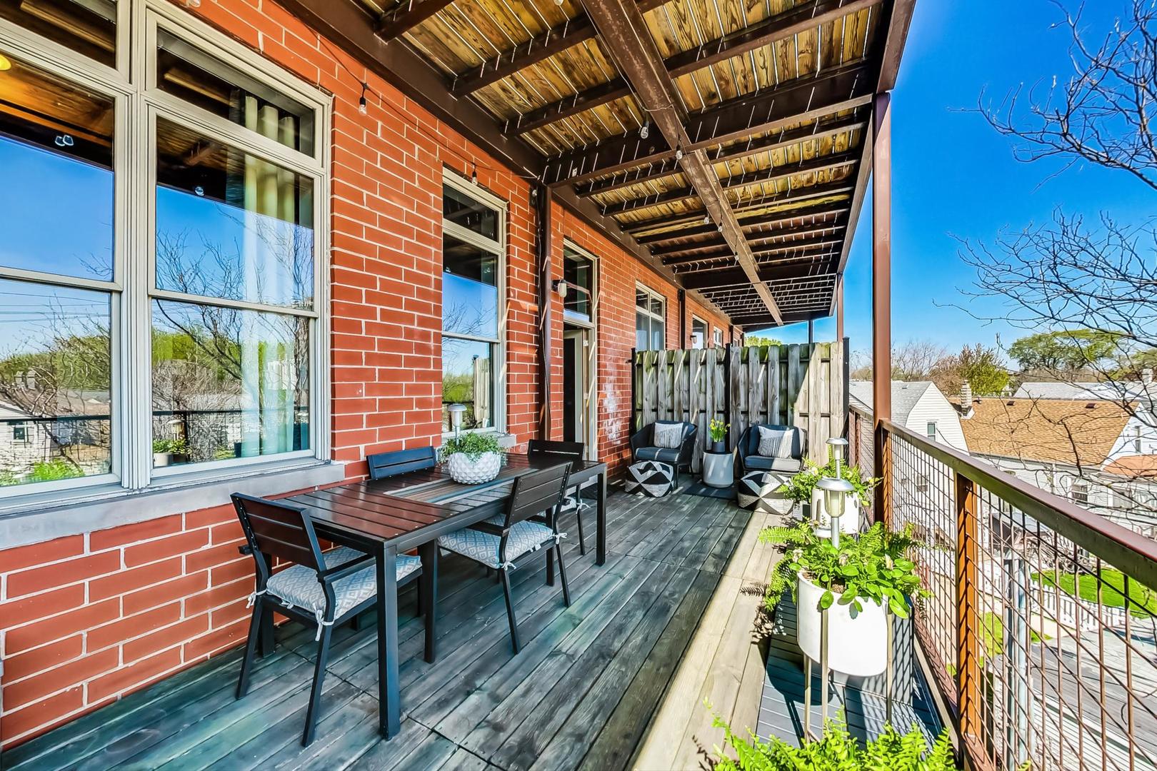 3637 N Spaulding Avenue Unit: 308