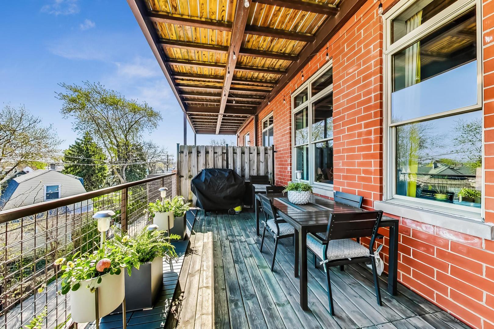 3637 N Spaulding Avenue Unit: 308