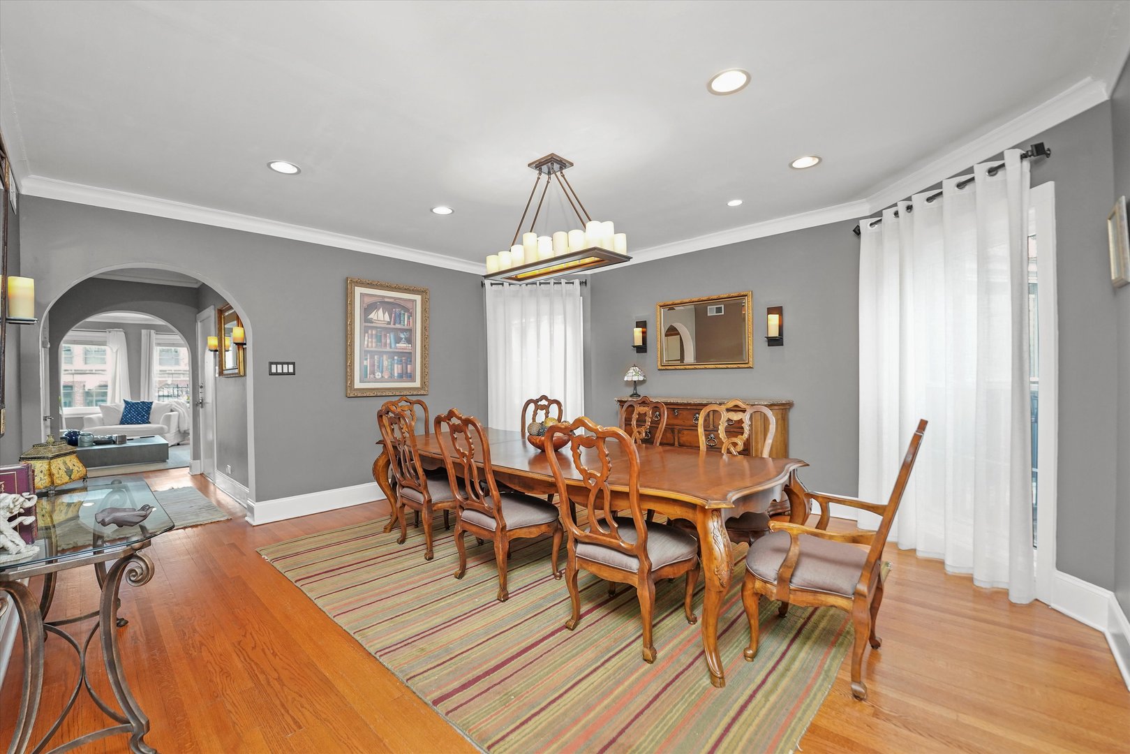 6331 N Washtenaw Avenue Unit: 3