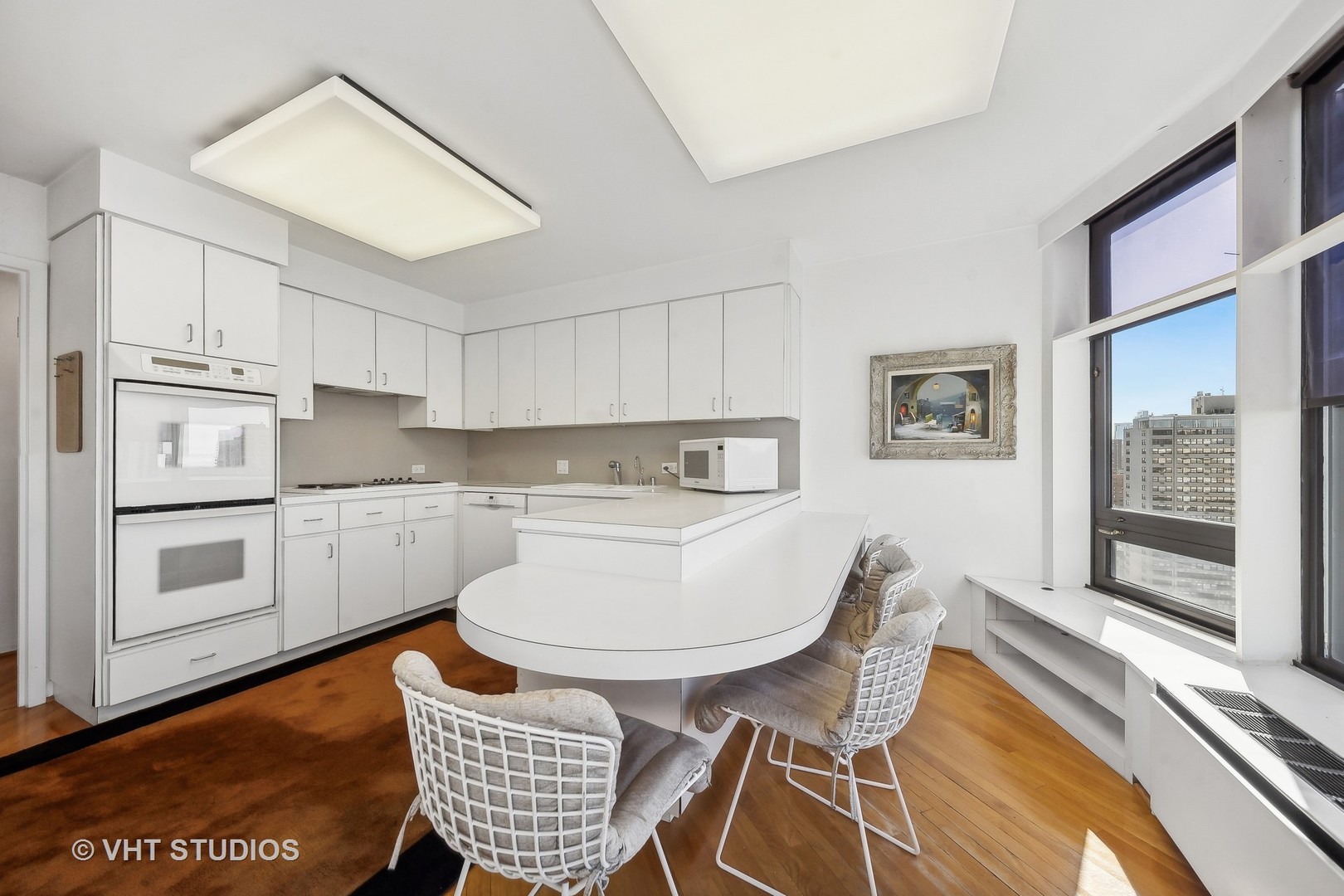 1555 N Astor Street Unit: 27W