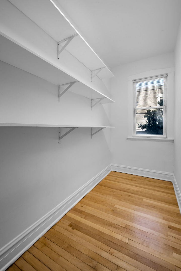 1920 N Kildare Avenue Unit: 1