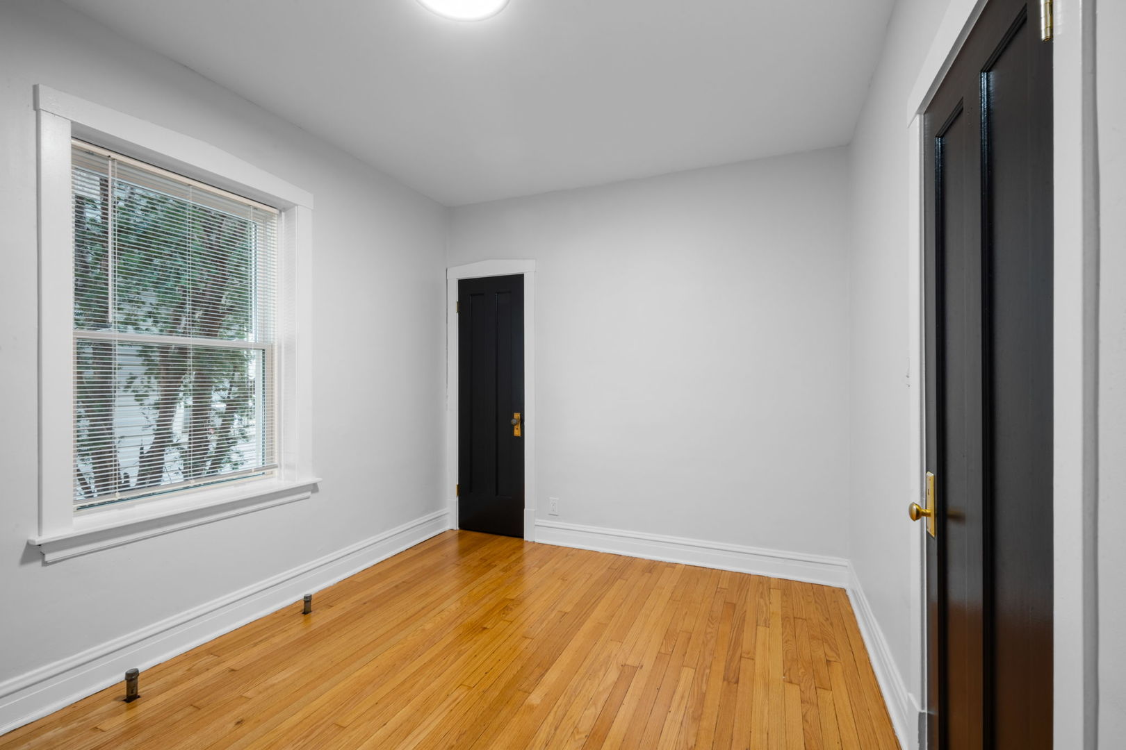 1920 N Kildare Avenue Unit: 1