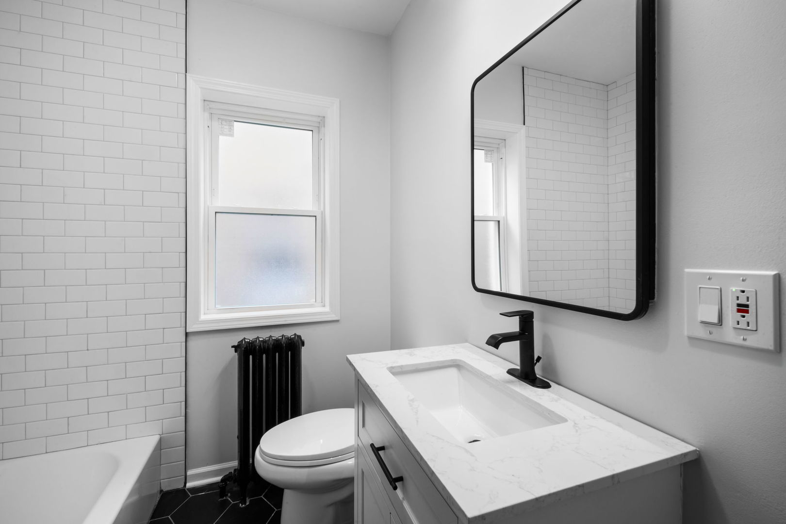 1920 N Kildare Avenue Unit: 1