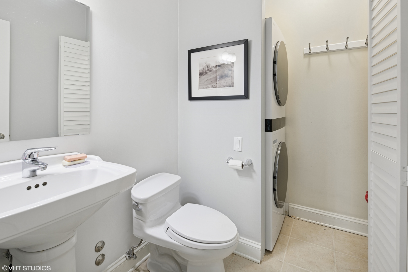 1100 N Lake Shore Drive Unit: 17B