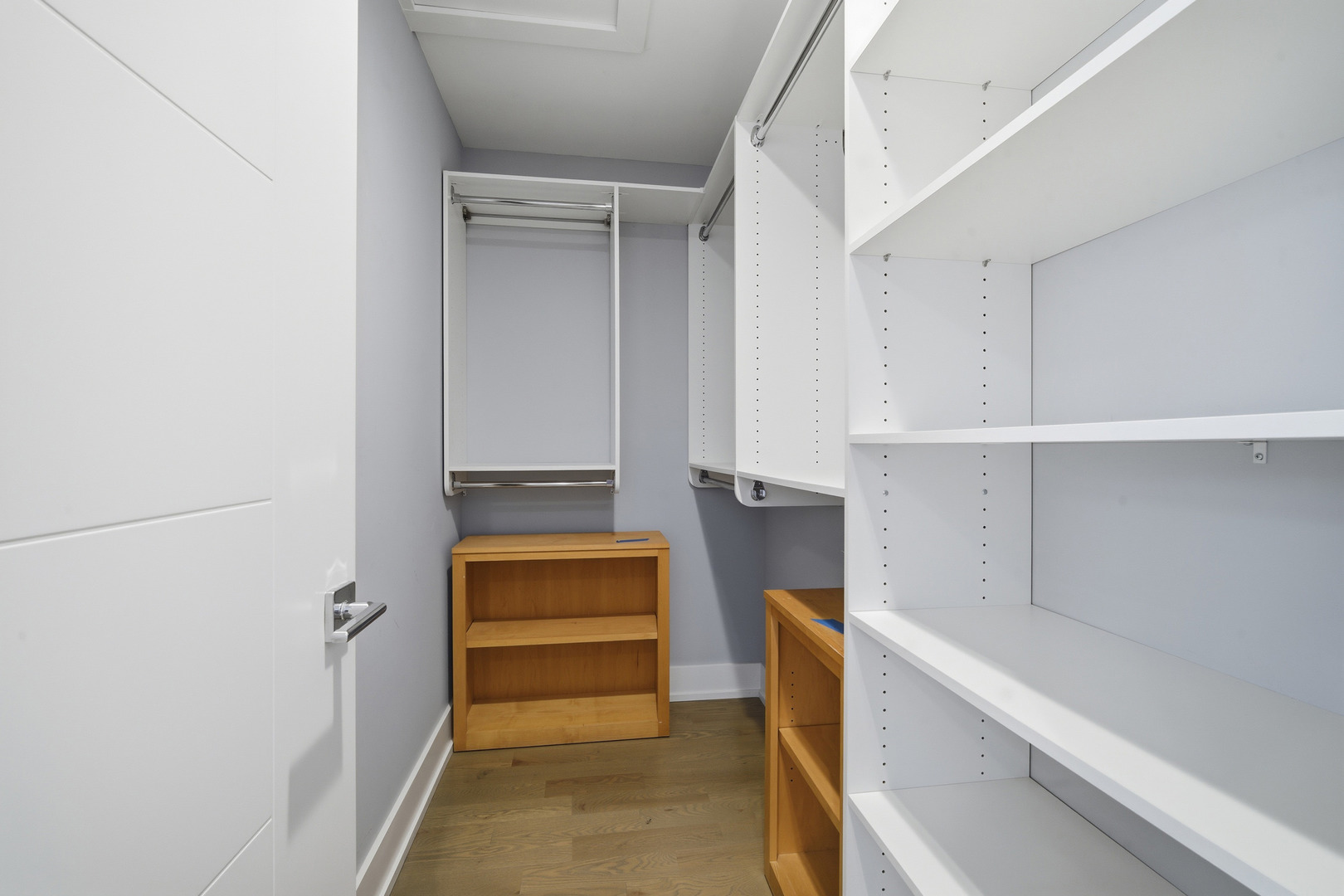 725 W 17th Street Unit: 3