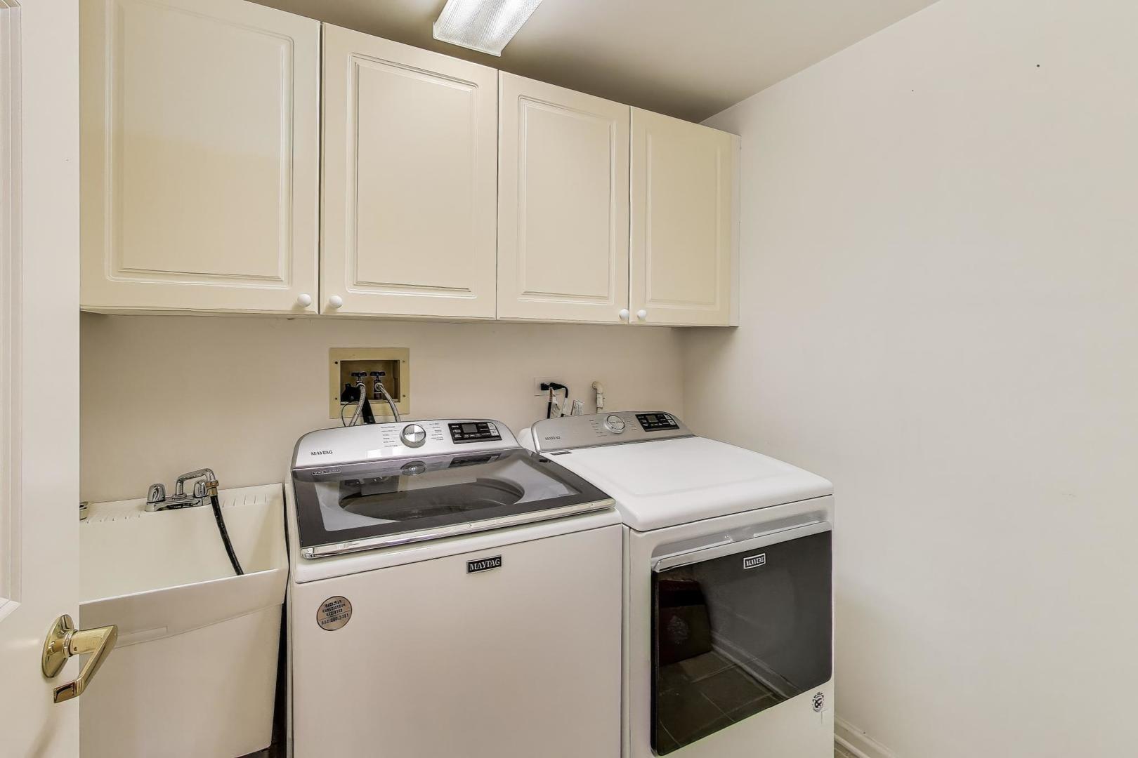 7021 W Touhy Avenue Unit: 509