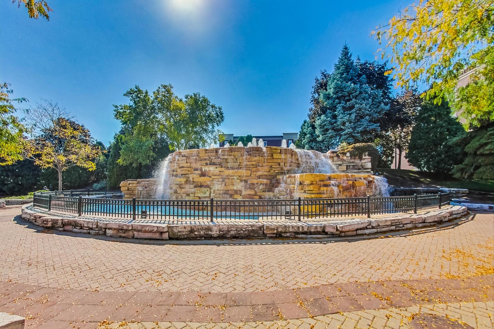 7021 W Touhy Avenue Unit: 509