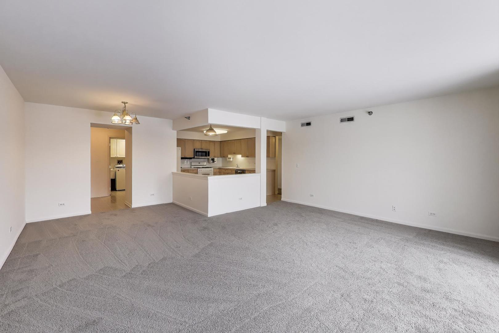 7021 W Touhy Avenue Unit: 509