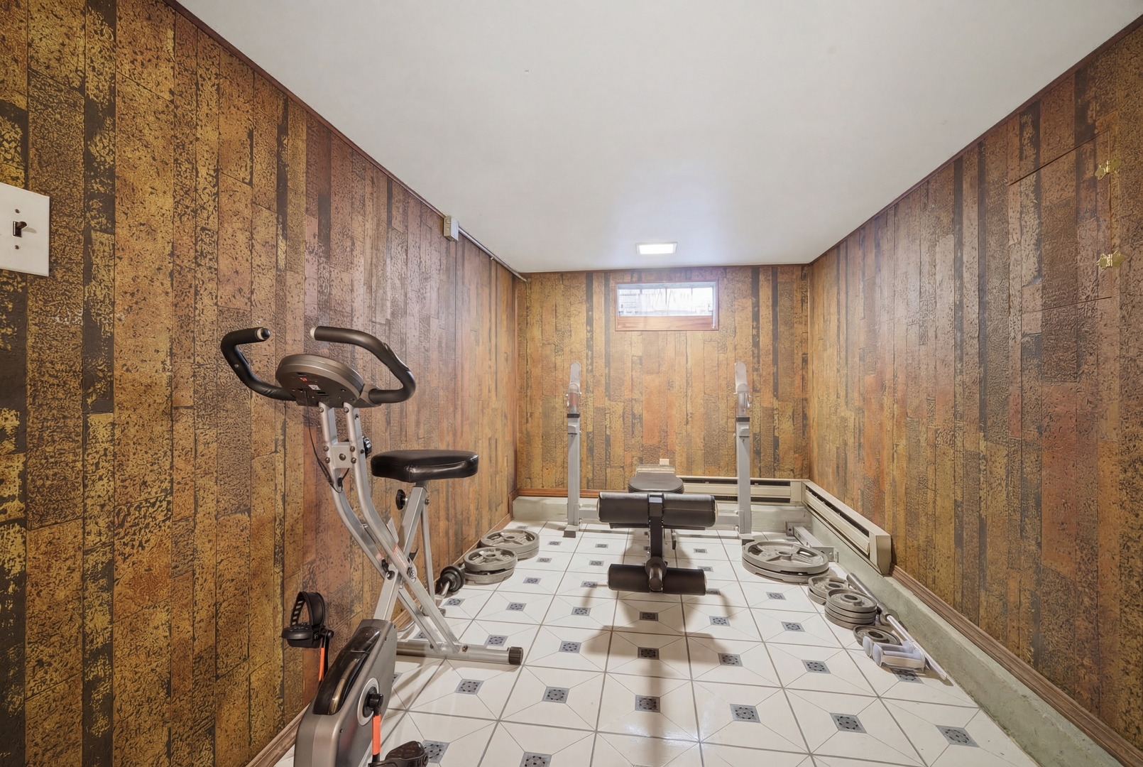 5115 N Newland Avenue