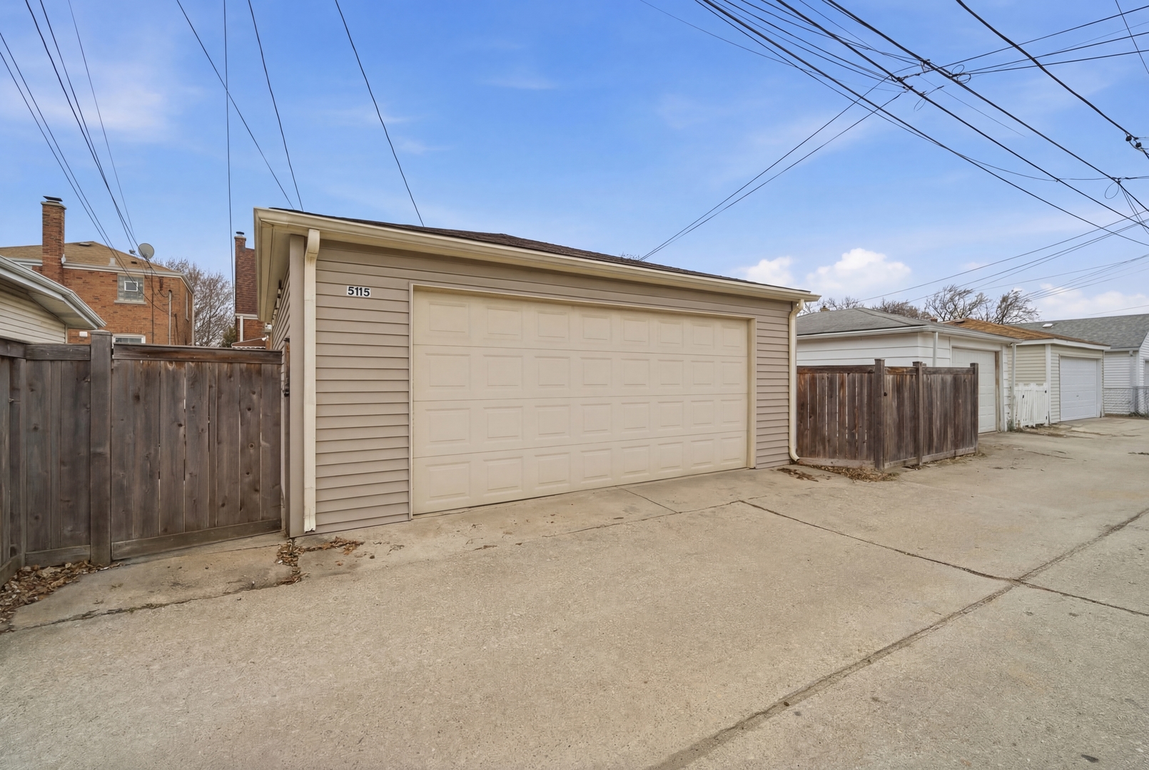 5115 N Newland Avenue