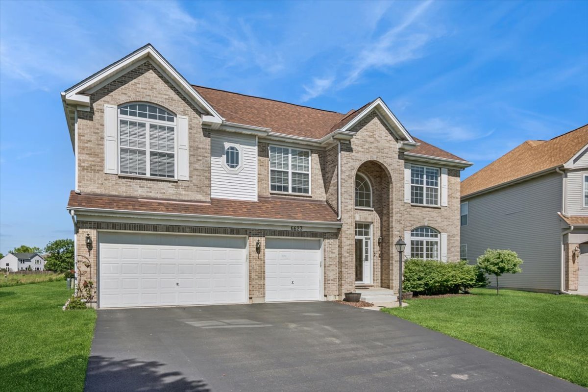 6623 Majestic Way